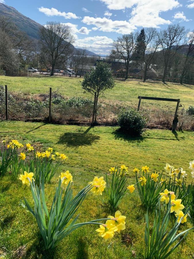 Glebe Country House Tarbet Bed & Breakfast Arrochar Exterior photo